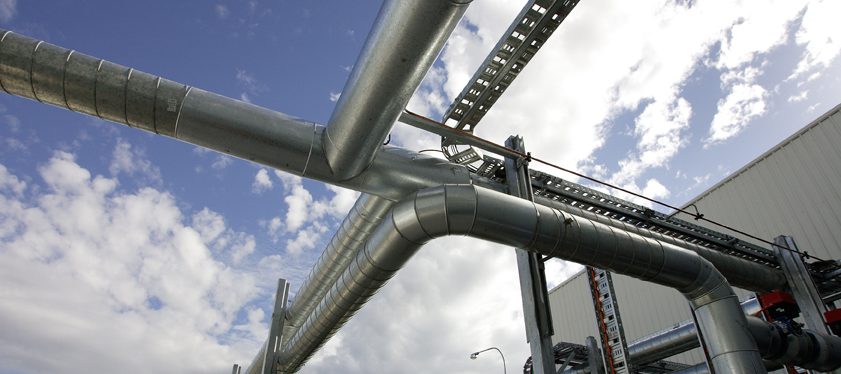 outdoor industrial refrigeration piping and wiring