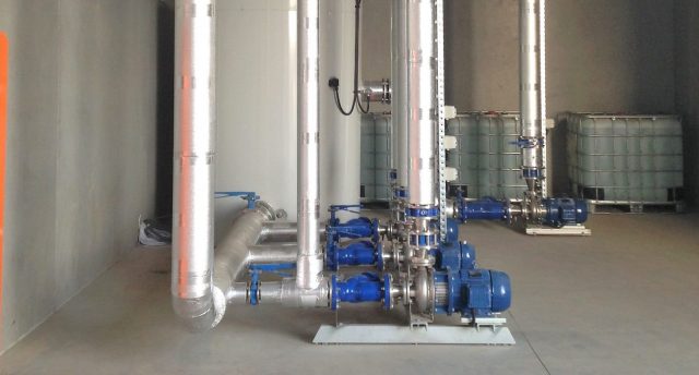 a refrigeration plant with an air-cooled glycol chiller package, buffer storage tank and glycol reticulation pumps